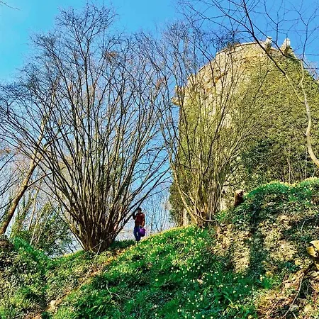 Gite Nadege A L Ombre D'Une Tour Tournebu Buitenkant foto